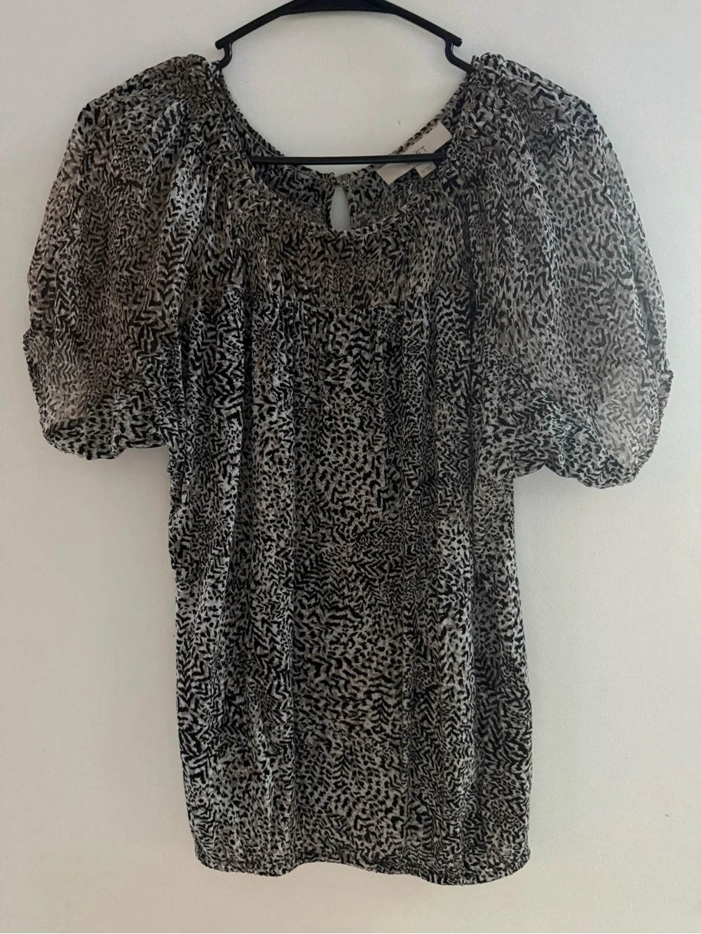 LOFT Animal Print Sheer Puff Sleeve Blouse XS Neutral Taupe & Black Chiffon Top